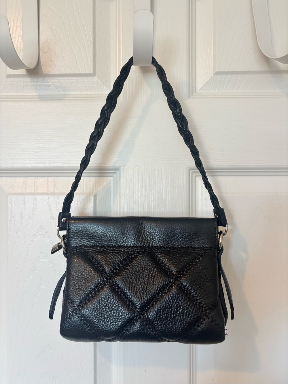 Black Quilted Leather Shoulder Bag - Classic Women's Bag
